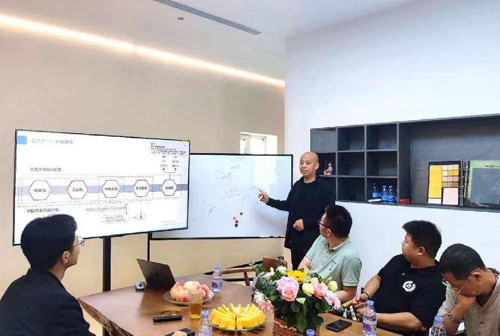 柏熙机电公司内部培训会议